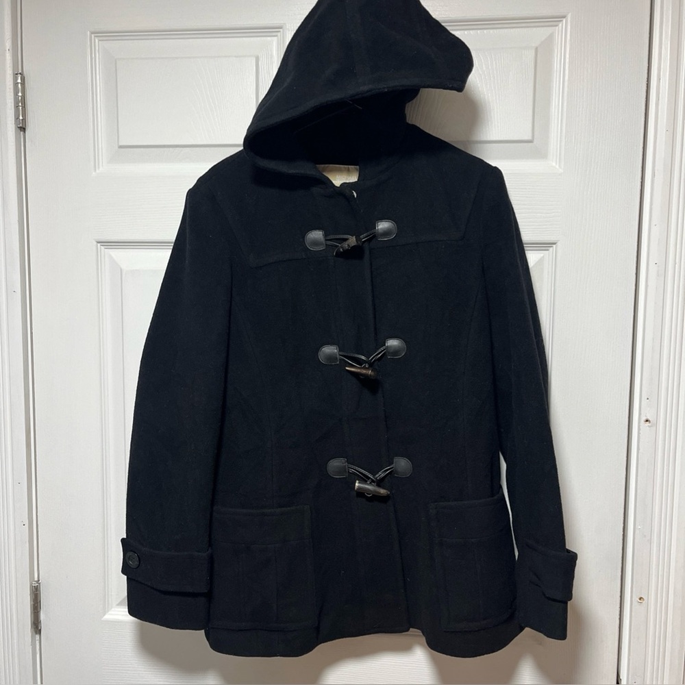 Michael Kors Women’s Black toggle button wool pea coat elevated basics Size M